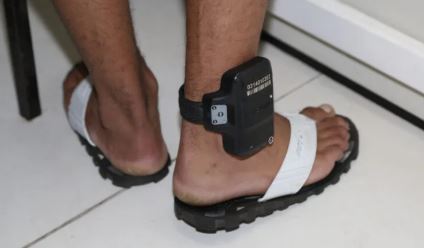 Nova lei permite uso de tornozeleira eletrônica para agressores com medida protetiva