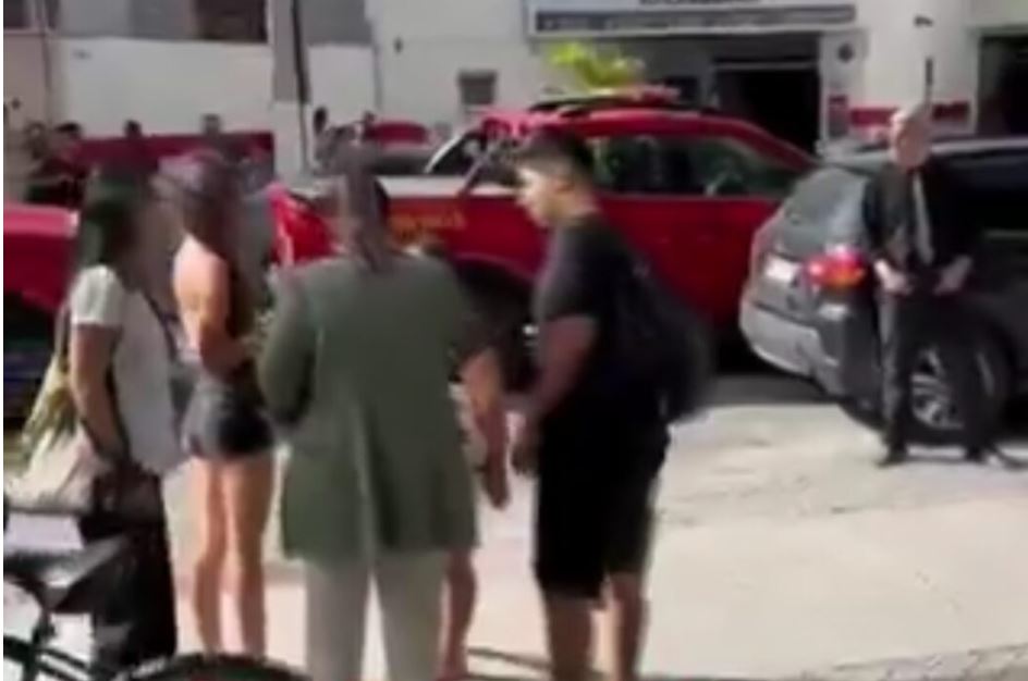 Princípio de incêndio em poste causa evacuação de prédio comercial em Niterói