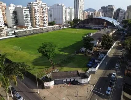 Prefeitura de Niterói e governo do estado divergem sobre futuro do Estádio Caio Martins