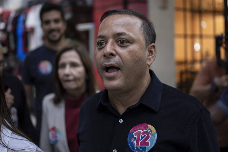 Rodrigo Neves celebra a vitória ao lado da população, reafirmando seu compromisso de construir uma Niterói com mais qualidade de vida e oportunidades para todos. - Foto: Folha Press