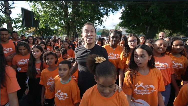 Orquestra que Transforma: Alunos da rede municipal de ensino de Tanguá mostram seu talento musical e ganham destaque no RJTV 1ª edição, em programa sobre inclusão e cultura no quadro Cultura nas Comun